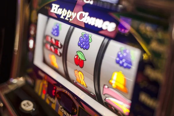 Live casino table and mobile payment workflow on klikvegas 138